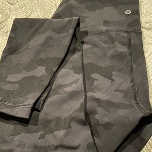 Lululemon Camo Wunder Under Legging